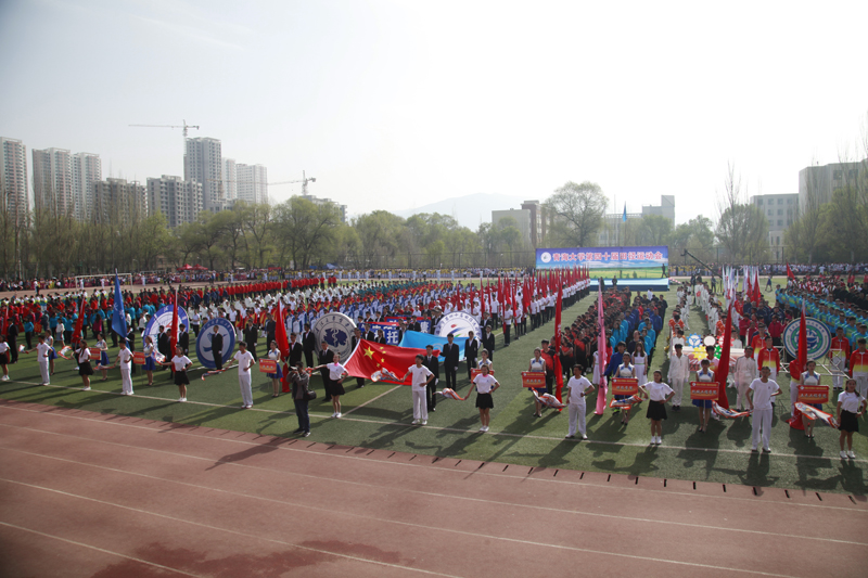 青海大學(xué)醫(yī)學(xué)院2019年報(bào)名條件、招生對(duì)象