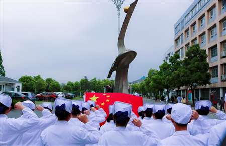 安徽紅十字會(huì)衛(wèi)生學(xué)校2019年報(bào)名條件、招生要求、招生對(duì)象