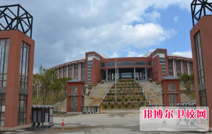 云南2023年護理學(xué)校什么時候開學(xué)